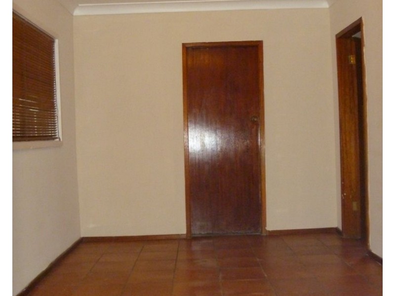 Fairfield West NSW 2165