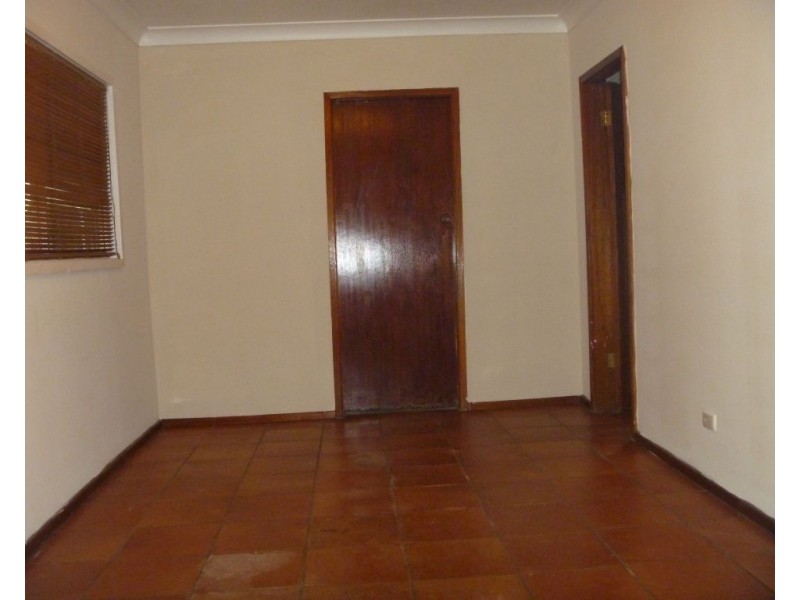 Fairfield West NSW 2165