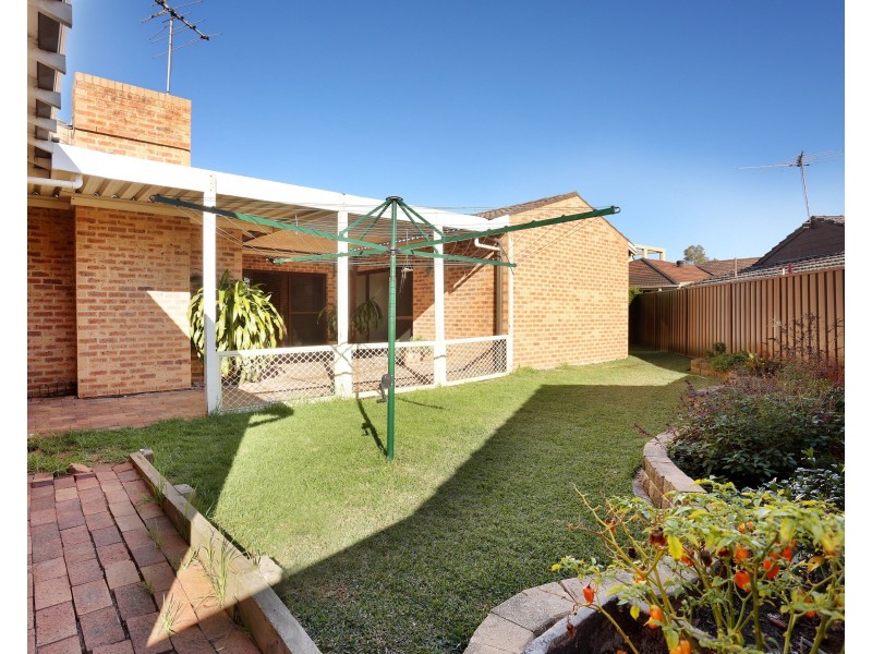 11 Jarrah Place, Bossley Park NSW 2176