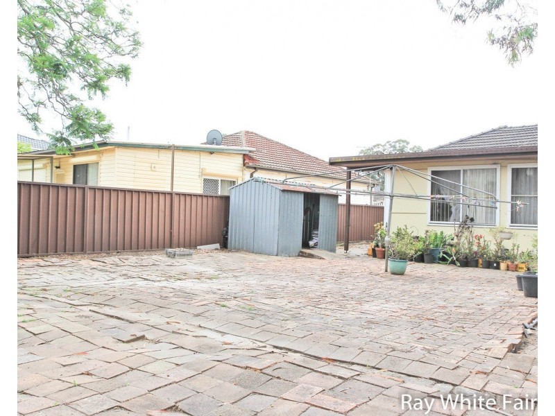 20 George Street, Canley Heights NSW 2166