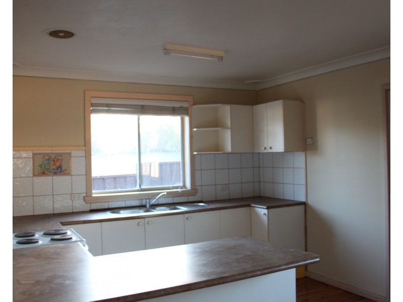 18 Dawson Street, Fairfield Heights NSW 2165