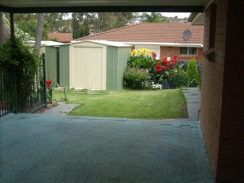 Edensor Park NSW 2176