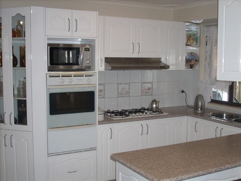 Edensor Park NSW 2176