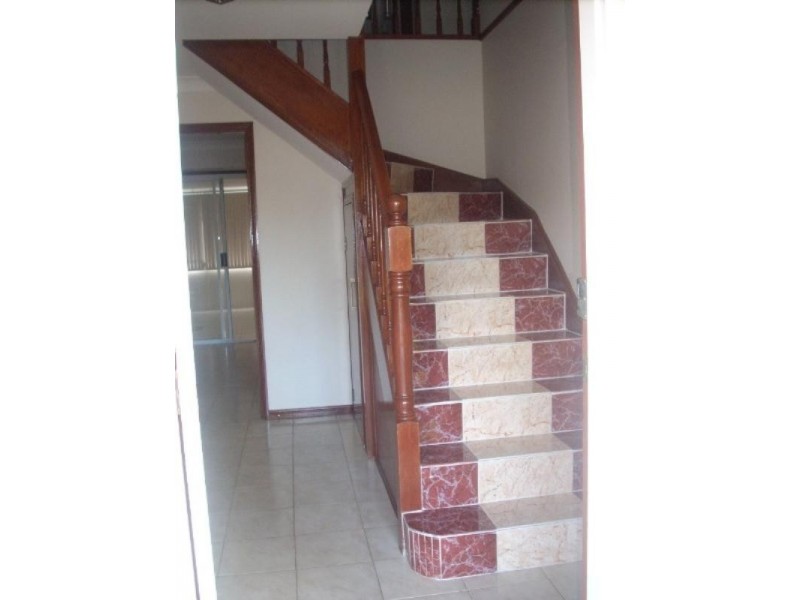 9 Nineveh Crescent, Greenfield Park NSW 2176