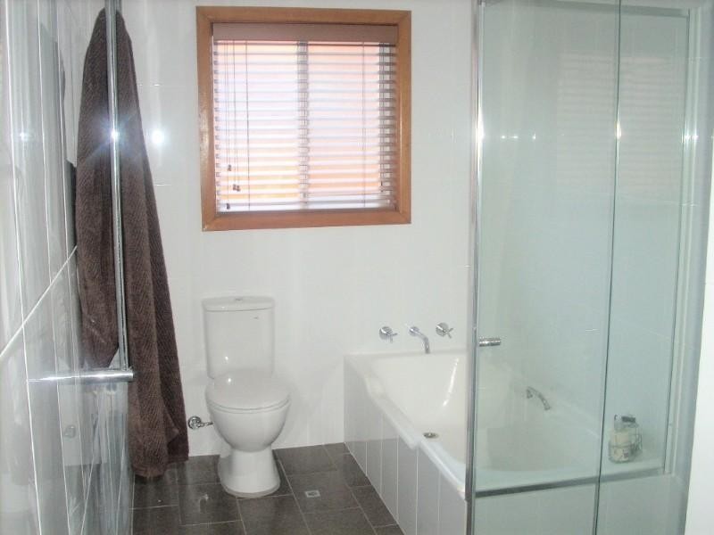 9 Nineveh Crescent, Greenfield Park NSW 2176