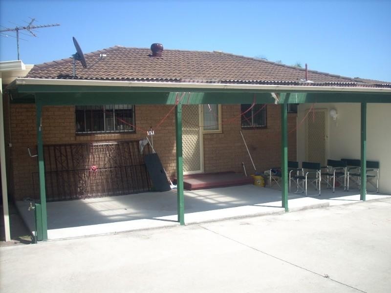 Greenfield Park NSW 2176