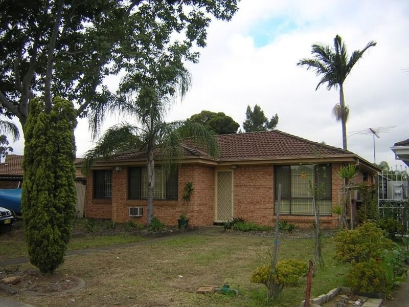 16 Bulls Road, Wakeley NSW 2176