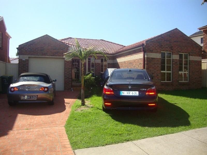 1/87 Allambie Road, Edensor Park NSW 2176