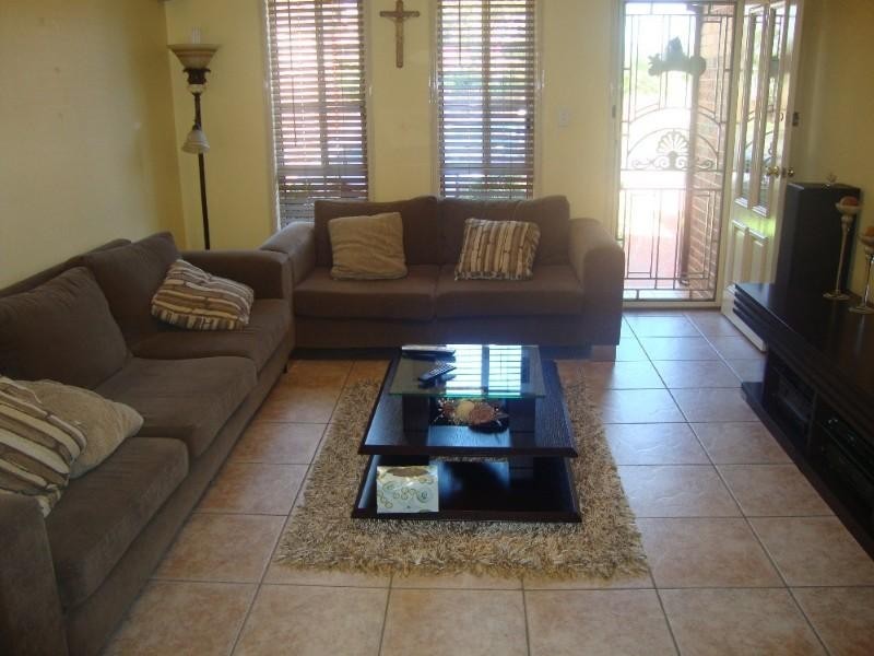 1/87 Allambie Road, Edensor Park NSW 2176