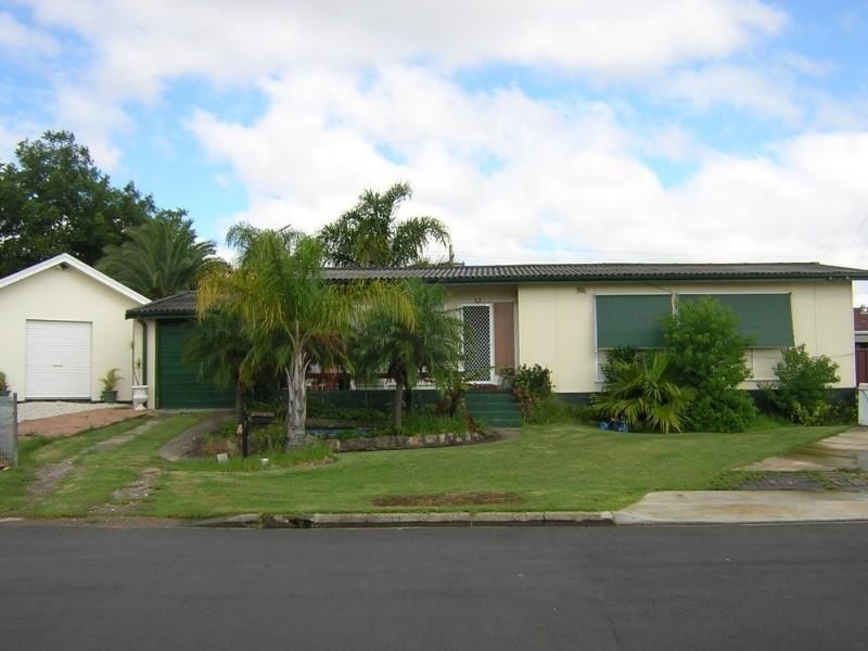 9 Girra Street, Fairfield West NSW 2165