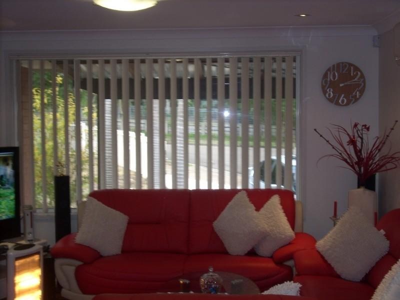 Edensor Park NSW 2176