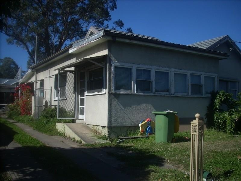 Fairfield East NSW 2165