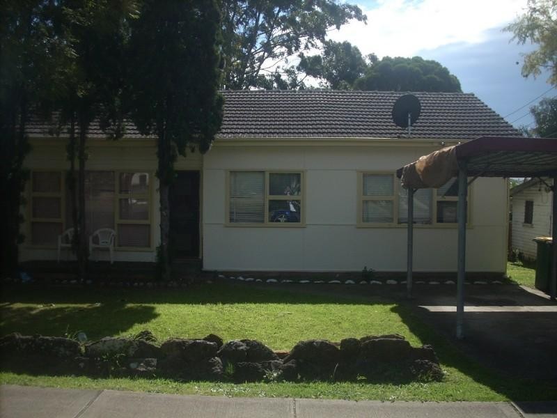 74 Brenan Street, Smithfield NSW 2164