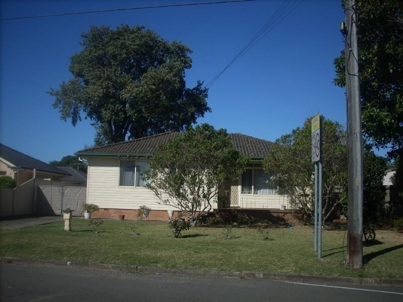 Fairfield West NSW 2165
