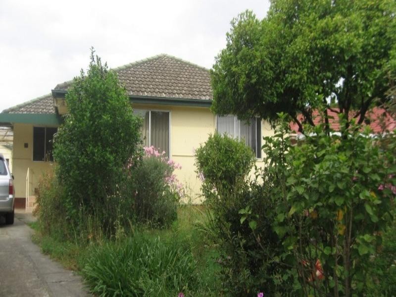 Canley Heights NSW 2166