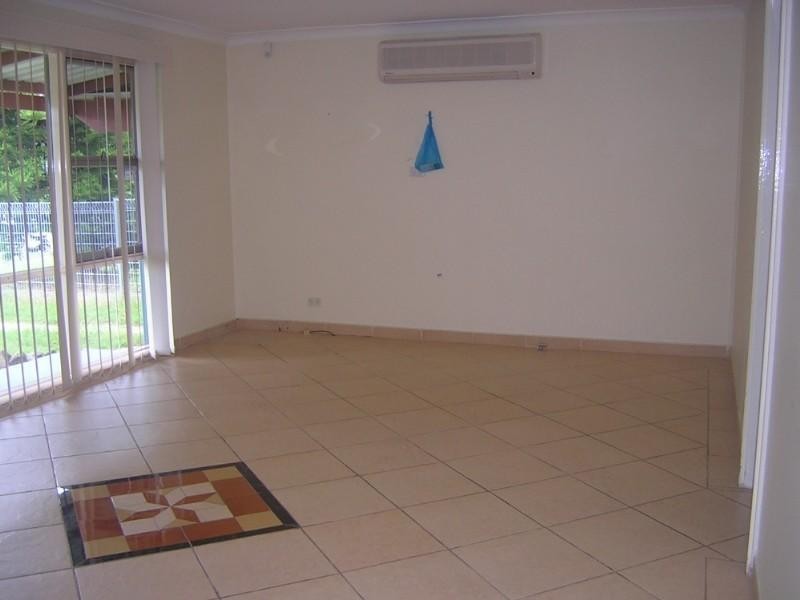 Fairfield West NSW 2165