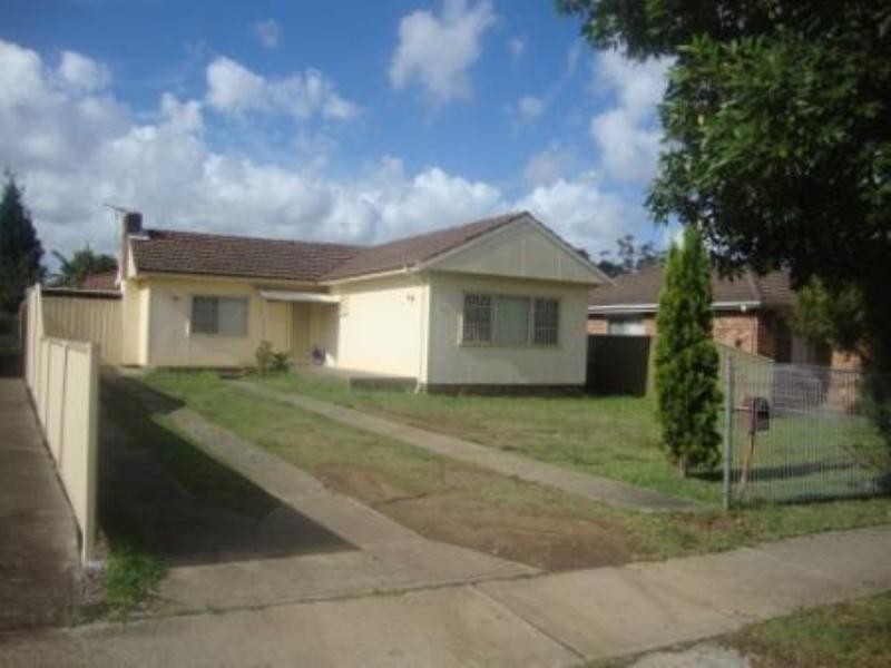 St Johns Park NSW 2176