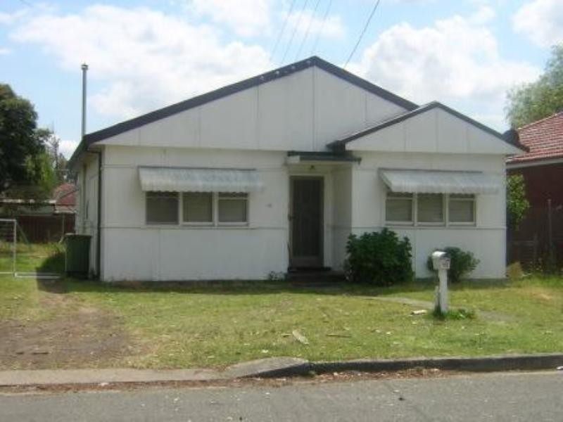 Fairfield West NSW 2165