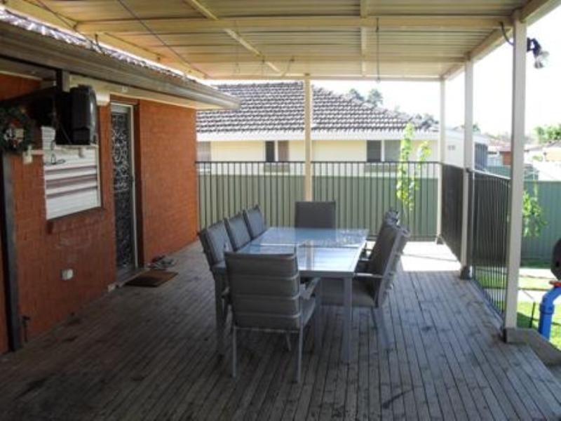 Fairfield West NSW 2165