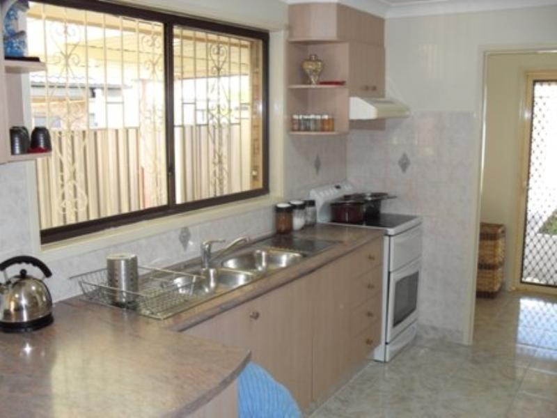 5 Darwin Close, Wakeley NSW 2176