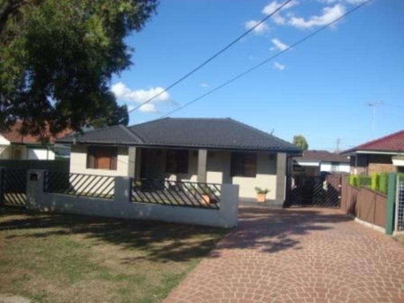 Fairfield West NSW 2165