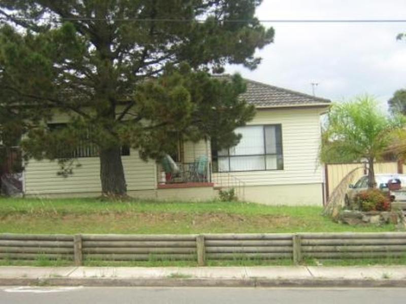 Fairfield West NSW 2165
