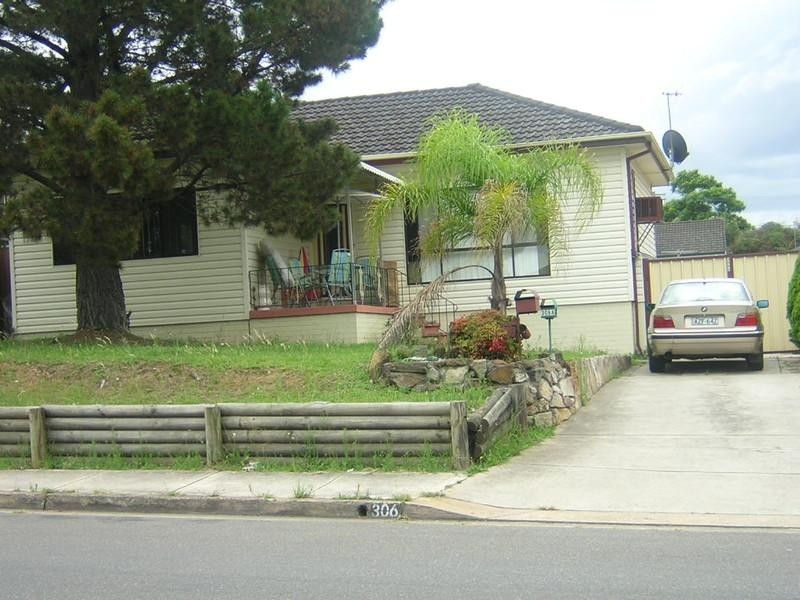 Fairfield West NSW 2165