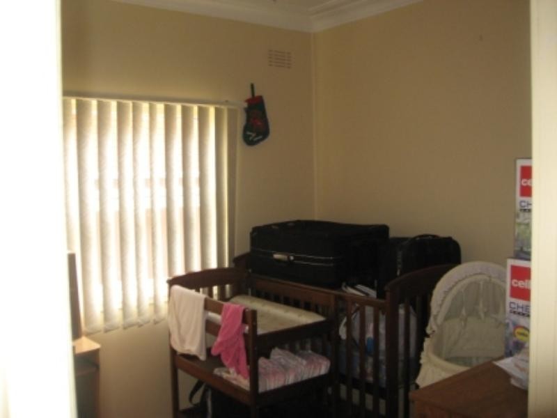 Fairfield West NSW 2165