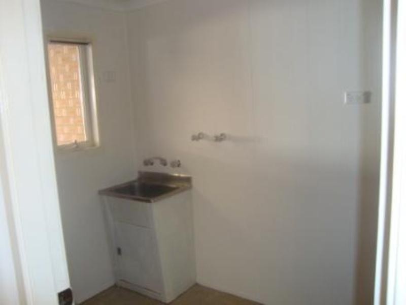 454 Hamilton Road, Fairfield West NSW 2165