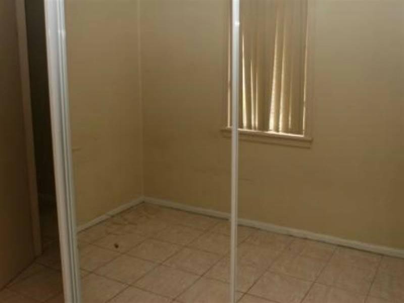 15 Lindsay Avenue, Smithfield NSW 2164