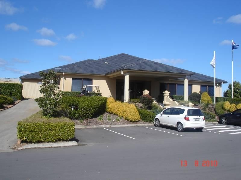 3 Herbrides Avenue, Macquarie Links NSW 2565