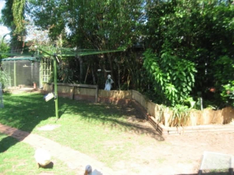 Fairfield West NSW 2165