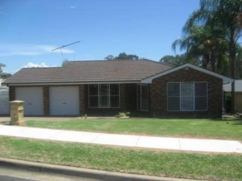 Edensor Park NSW 2176