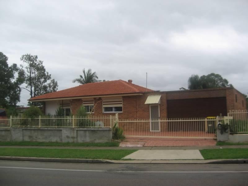 52 Sadlier Avenue, Sadleir NSW 2168