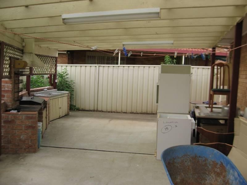 Edensor Park NSW 2176