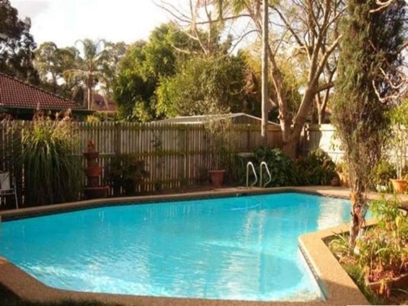 3 Beavors Road, Prairiewood NSW 2176