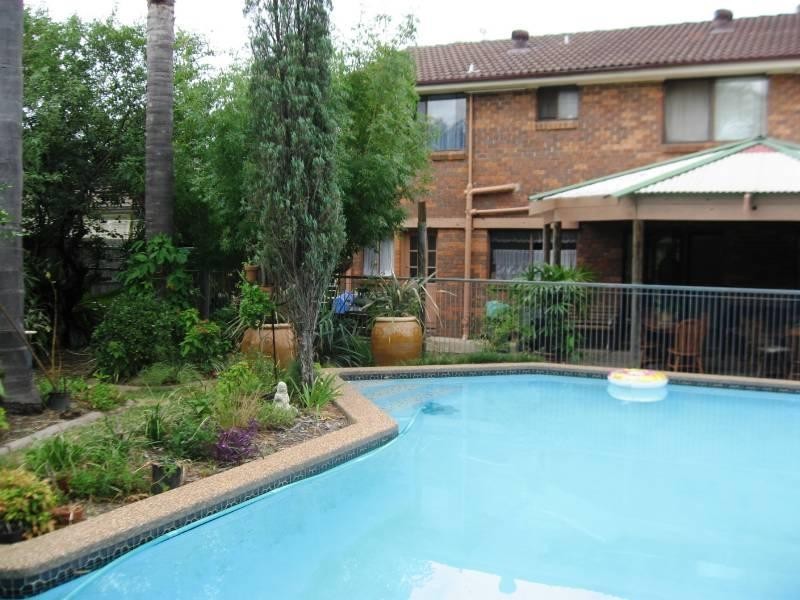 3 Beavors Road, Prairiewood NSW 2176