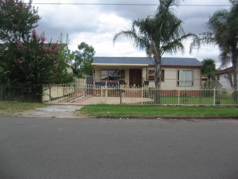 158 Chifley Street, Wetherill Park NSW 2164