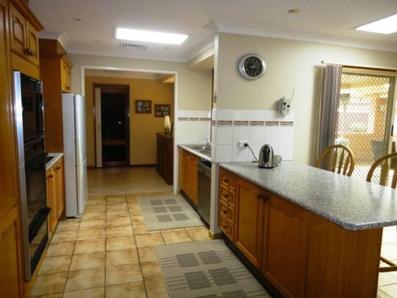 6 Hirst Place, Fairfield West NSW 2165