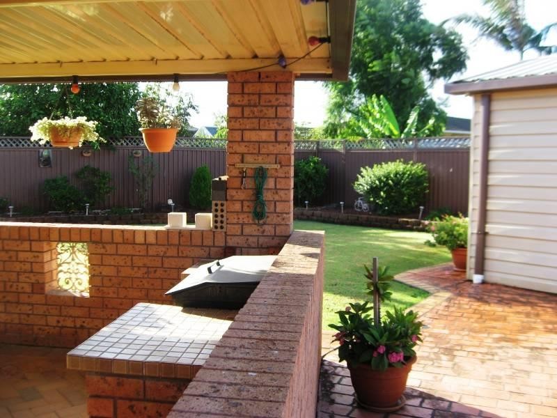 6 Hirst Place, Fairfield West NSW 2165