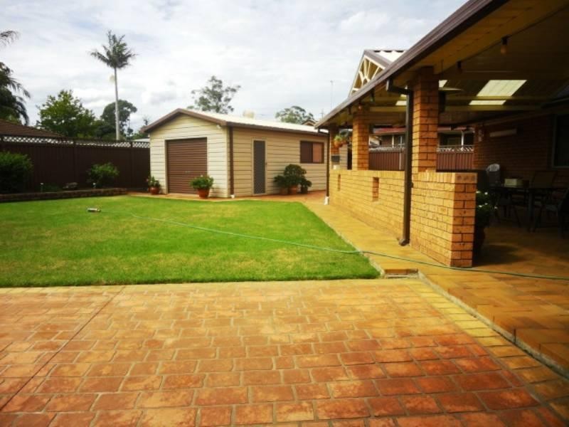 6 Hirst Place, Fairfield West NSW 2165
