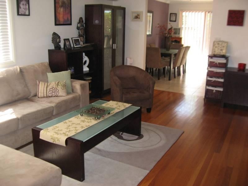 7B Esk Avenue, Green Valley NSW 2168