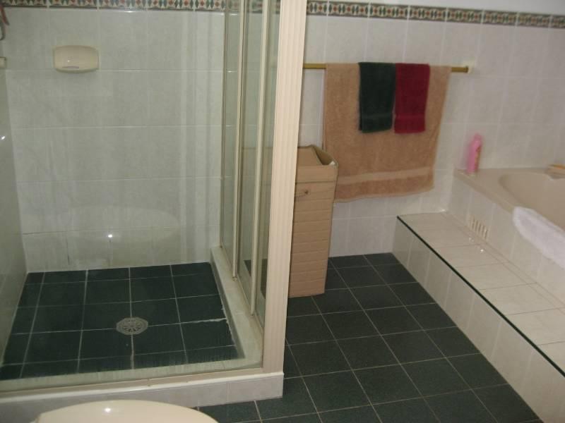 7B Esk Avenue, Green Valley NSW 2168