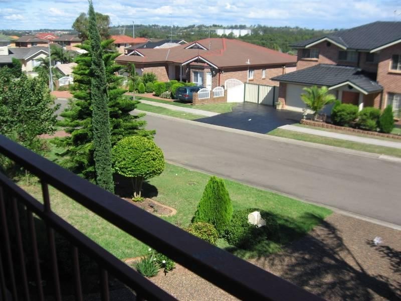 7B Esk Avenue, Green Valley NSW 2168