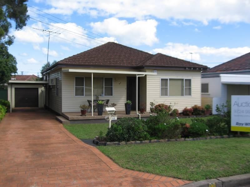 53 Madeline Street, Fairfield West NSW 2165