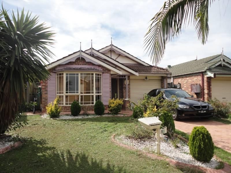 13 Angledool Avenue, Hinchinbrook NSW 2168