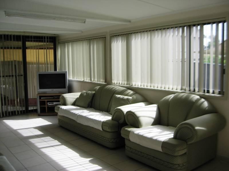 16 Brentwood Street, Fairfield West NSW 2165