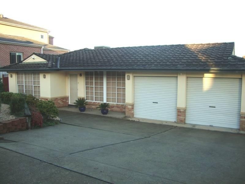 8 Upfield Street, Edensor Park NSW 2176