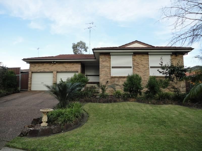 27 Derwent Place, Bossley Park NSW 2176