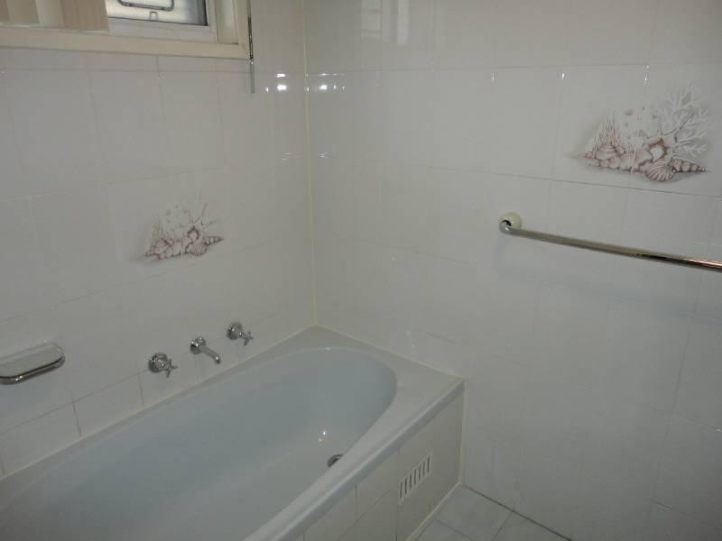 27 Derwent Place, Bossley Park NSW 2176